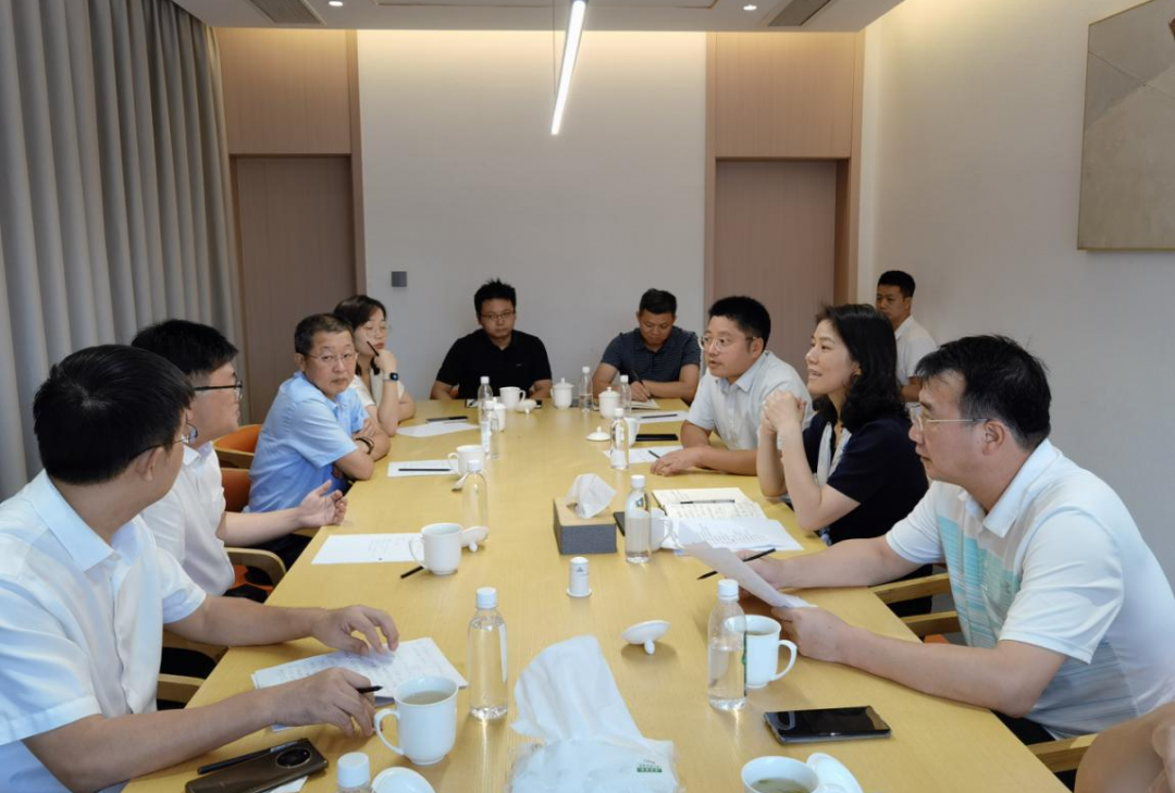 传达组织关怀 助力县域发展 缪圣纲一行走访考察挂职干部